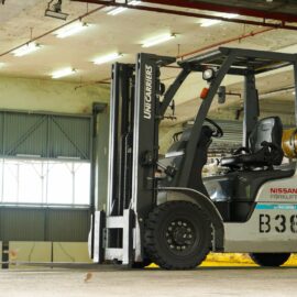 Forklift çatal ve ataşman